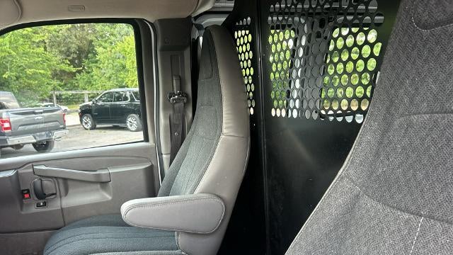 2025 Chevrolet Express 2500
