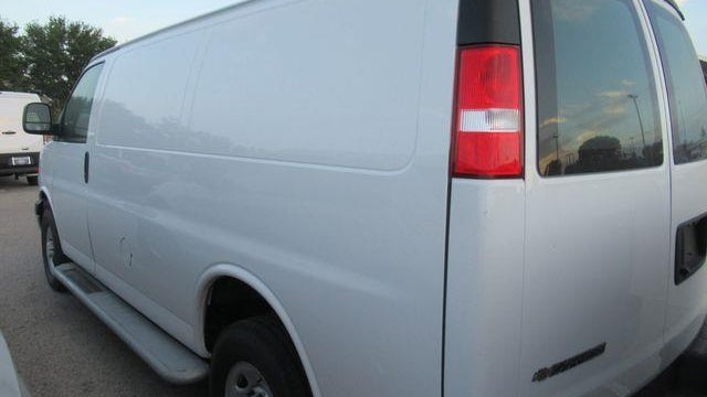 2024 Chevrolet Express 2500
