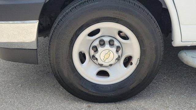 2024 Chevrolet Express 2500