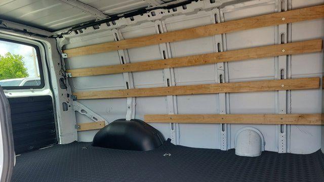 2024 Chevrolet Express 2500