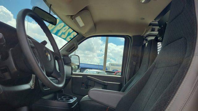 2024 Chevrolet Express 2500