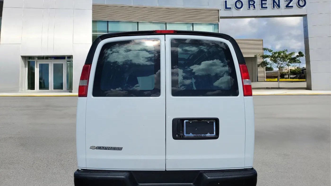 2021 Chevrolet Express 2500