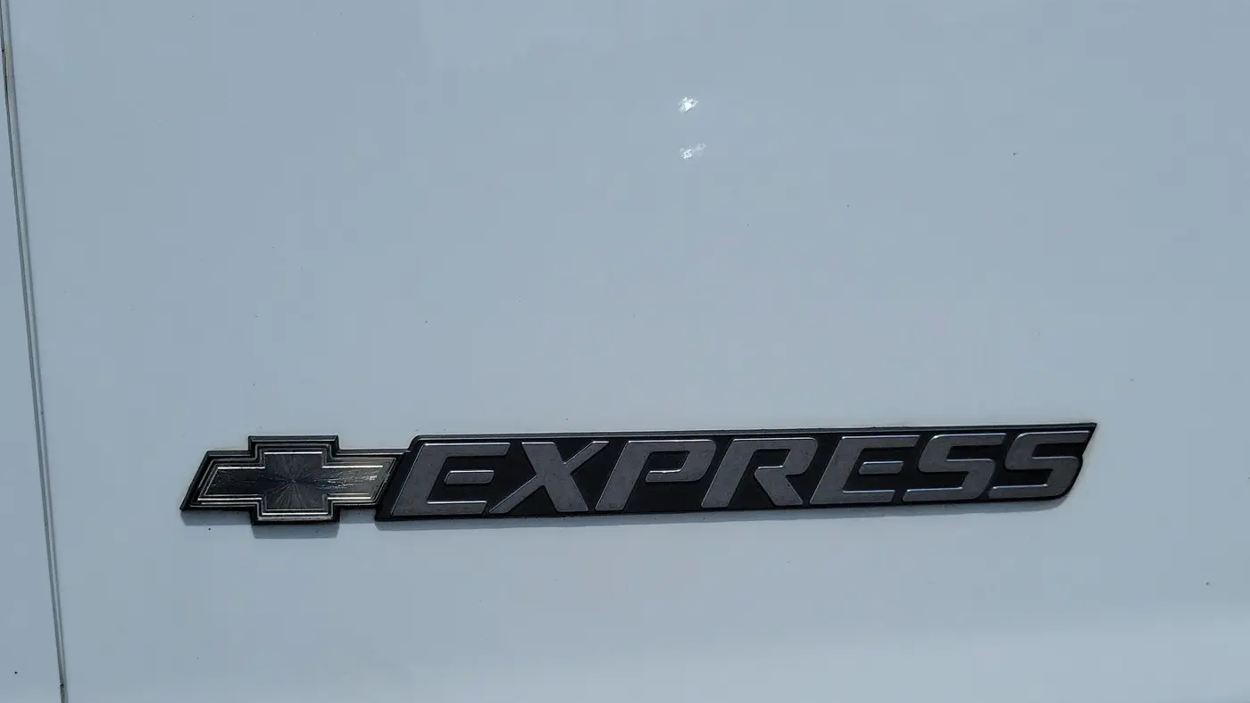 2021 Chevrolet Express 2500
