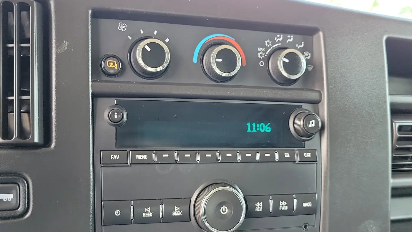 2021 Chevrolet Express 2500