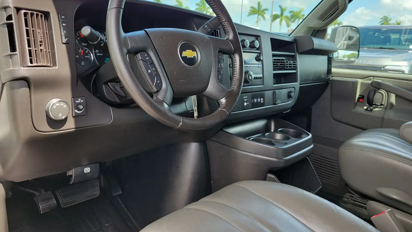 2021 Chevrolet Express 2500