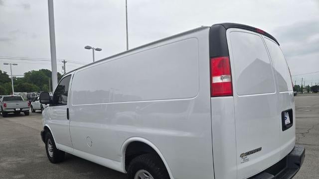 2021 Chevrolet Express 2500