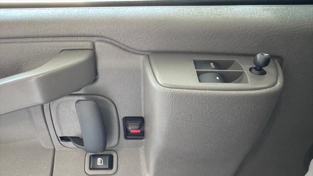 2024 Chevrolet Express 2500