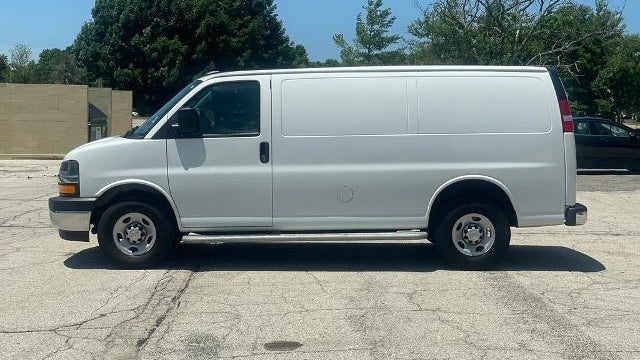 2024 Chevrolet Express 2500