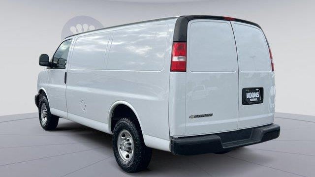 2021 Chevrolet Express 2500