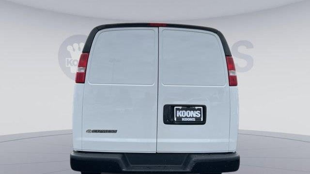2021 Chevrolet Express 2500