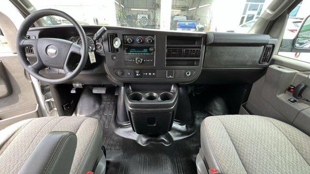 2021 Chevrolet Express 2500
