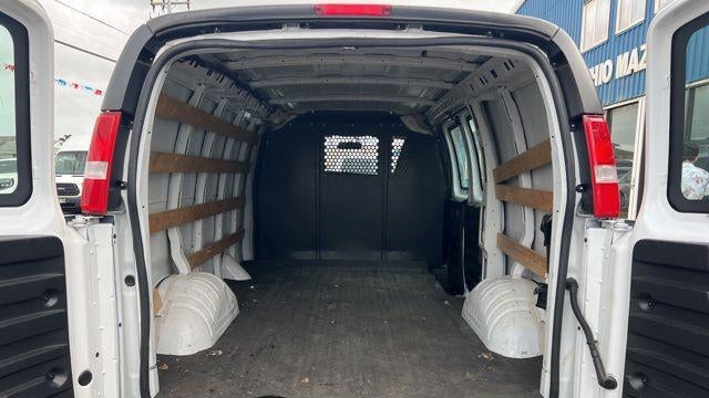 2022 Chevrolet Express 2500