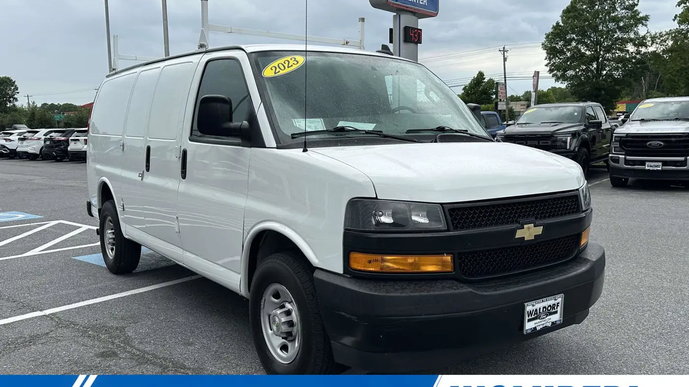 2023 Chevrolet Express 2500