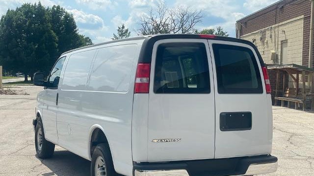 2024 Chevrolet Express 2500