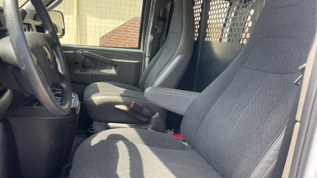 2024 Chevrolet Express 2500