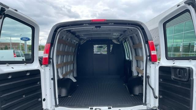 2024 Chevrolet Express 2500