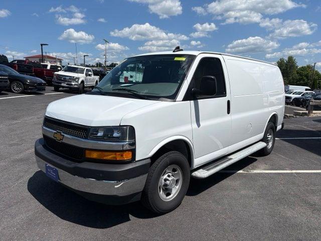 2025 Chevrolet Express - $35,995
