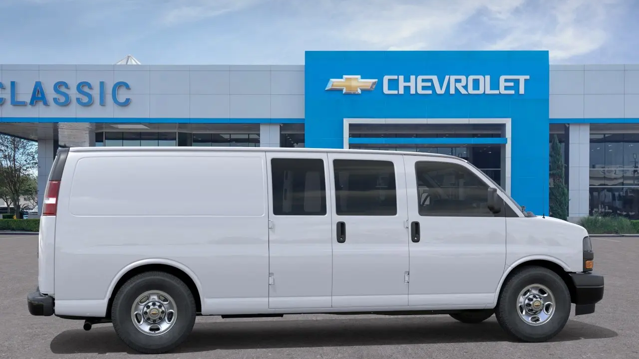 2026 Chevrolet Express 2500