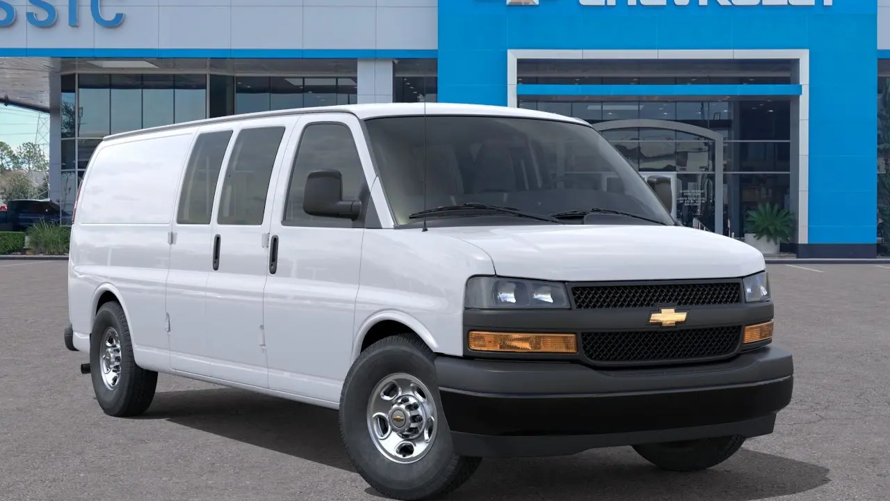 2026 Chevrolet Express 2500