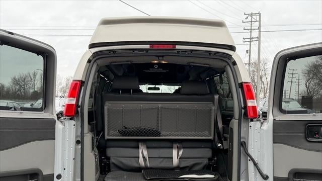 2022 Chevrolet Express 2500