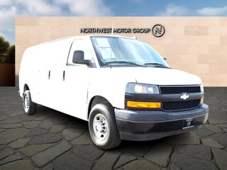 2018 Chevrolet Express with Summit White Exterior