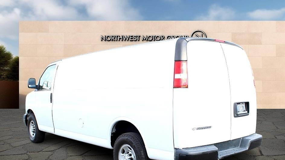 2018 Chevrolet Express 2500