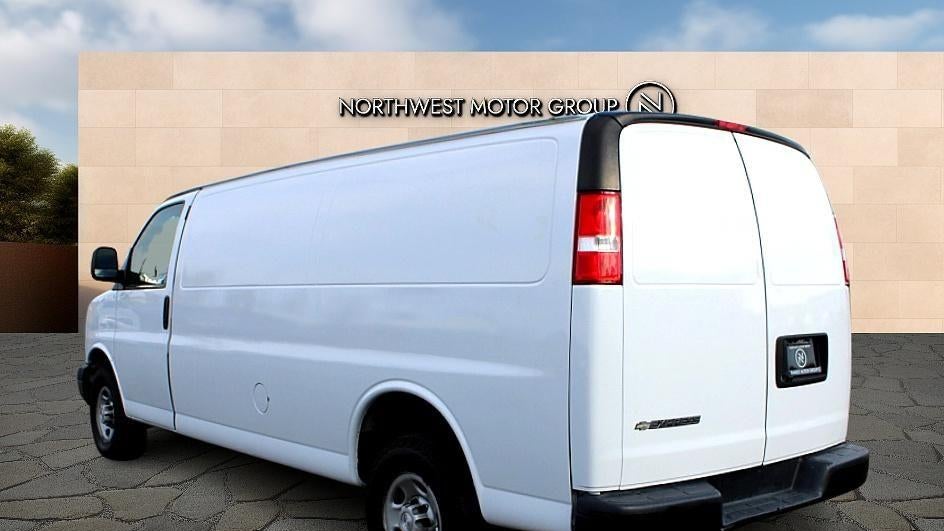 2018 Chevrolet Express 2500