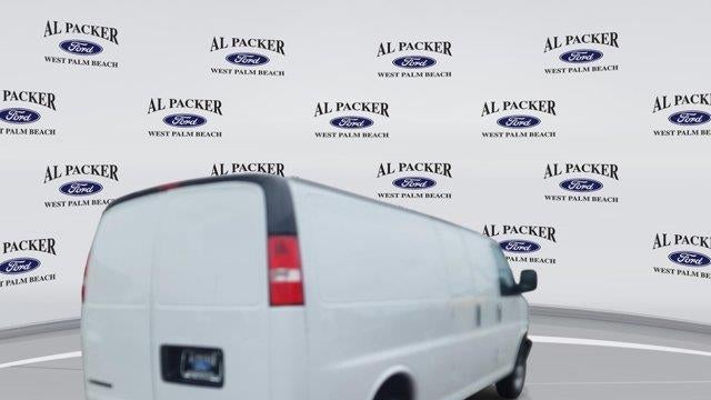 2022 Chevrolet Express 2500