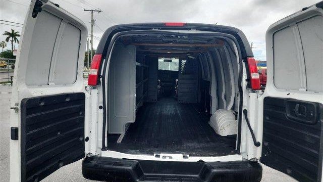 2022 Chevrolet Express 2500