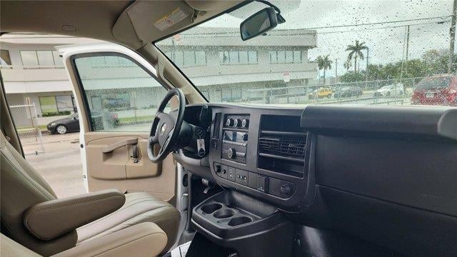 2022 Chevrolet Express 2500