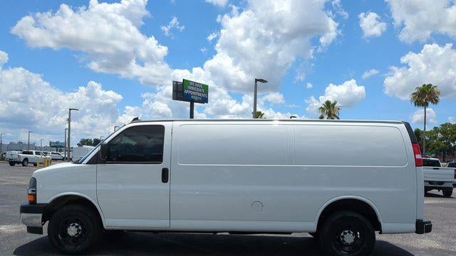 2024 Chevrolet Express 2500