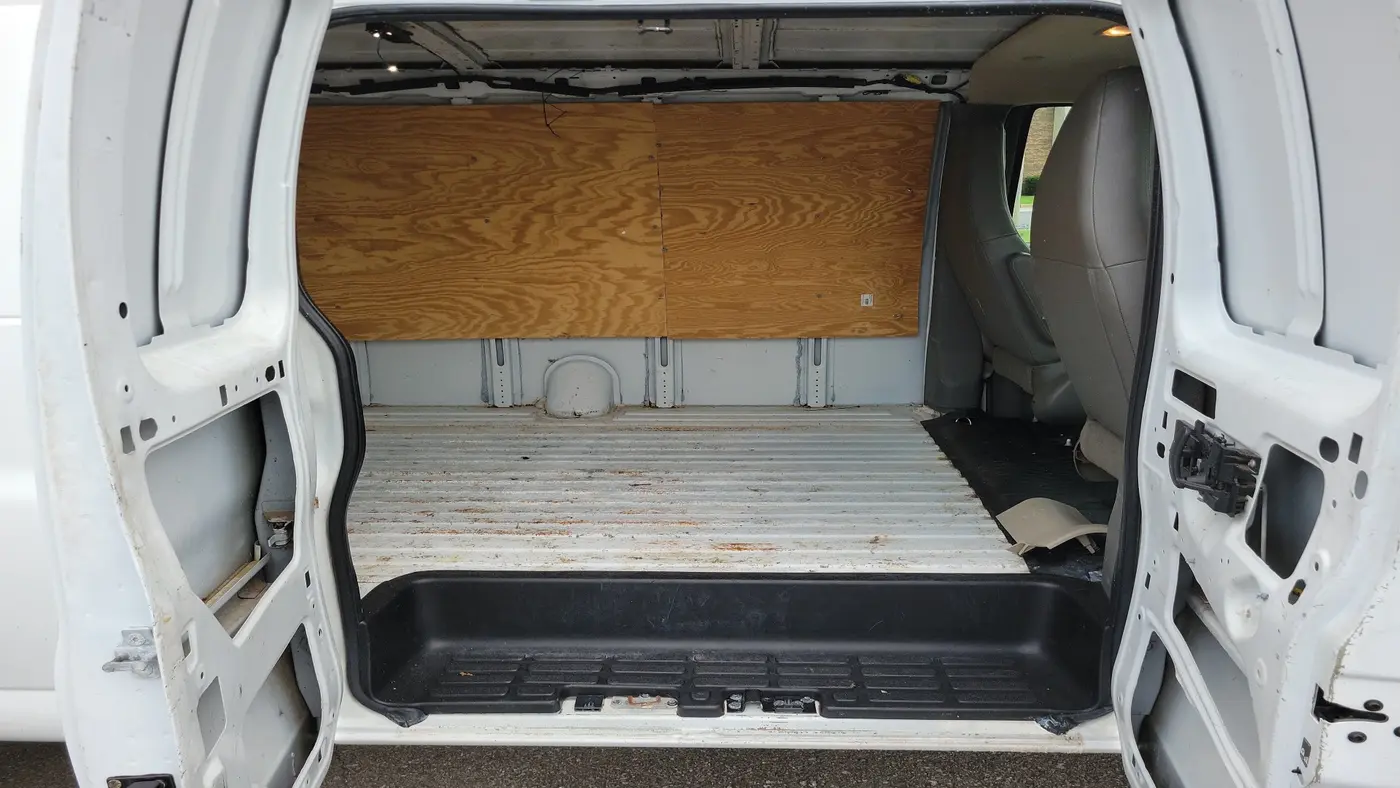 2018 Chevrolet Express - $8,014