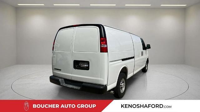 2025 Chevrolet Express 2500