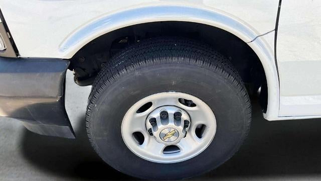 2025 Chevrolet Express 2500