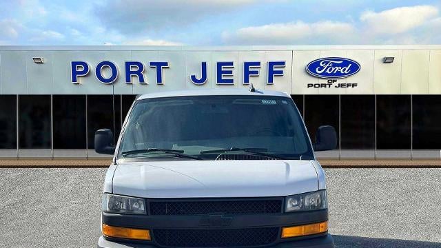 2023 Chevrolet Express 2500