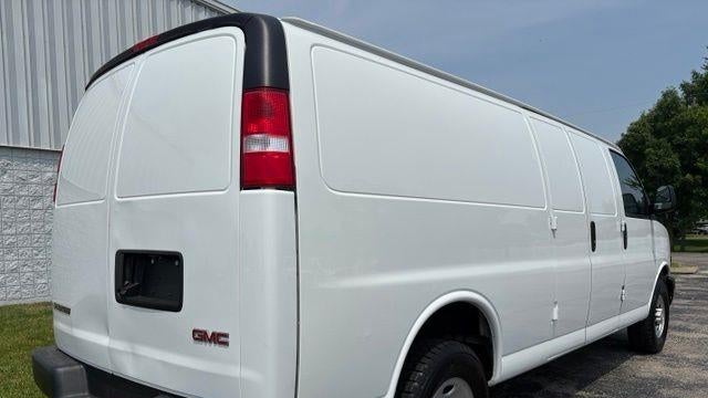 2023 Chevrolet Express 2500