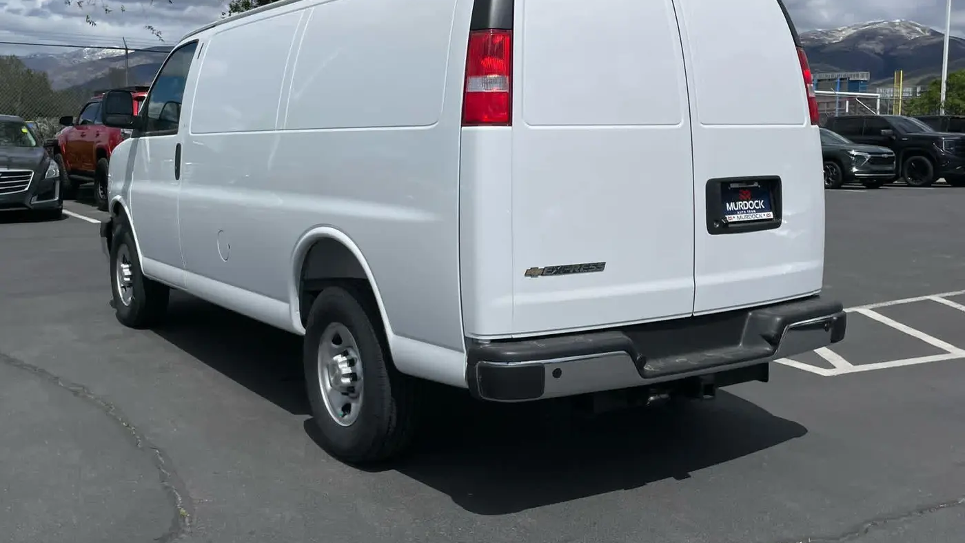 2026 Chevrolet Express 3500