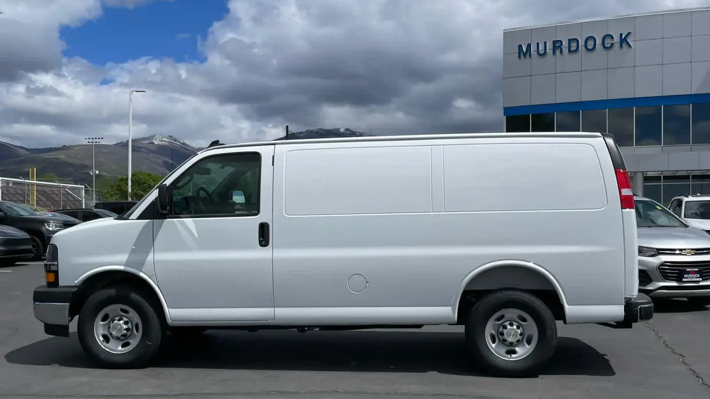 2026 Chevrolet Express 3500