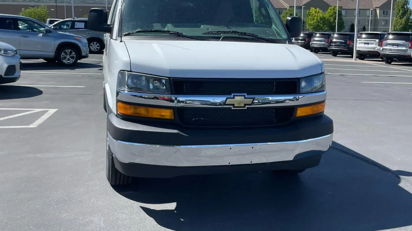 2026 Chevrolet Express 3500