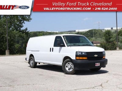 2018 Chevrolet Express 3500 3DR Extended Cargo Van