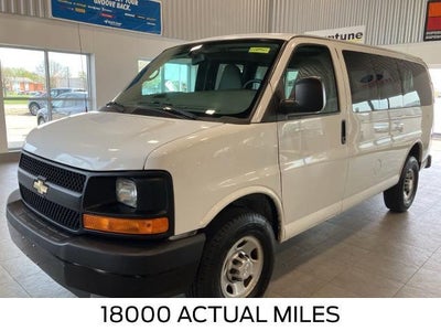 2015 Chevrolet Express 3500 3DR Cargo Van W/1WT
