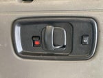 2015 Express Thumbnail 23
