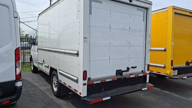 2021 GMC Savana 3500