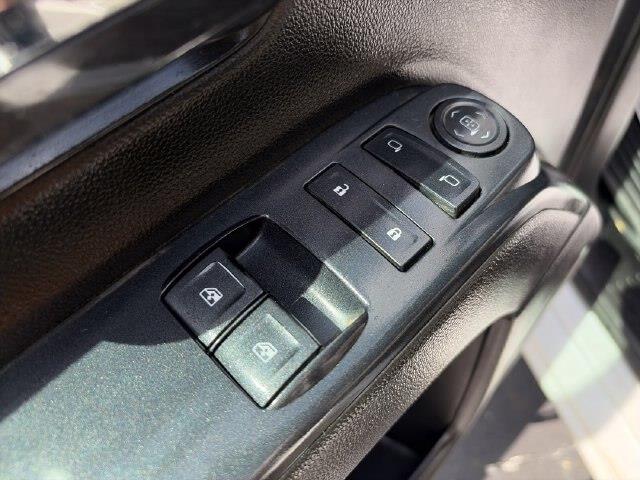 2015 GMC Sierra - $25,581