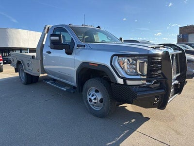 2022 GMC Sierra 3500HD CC 4X4 Pro 2DR Regular Cab SWB Chassis