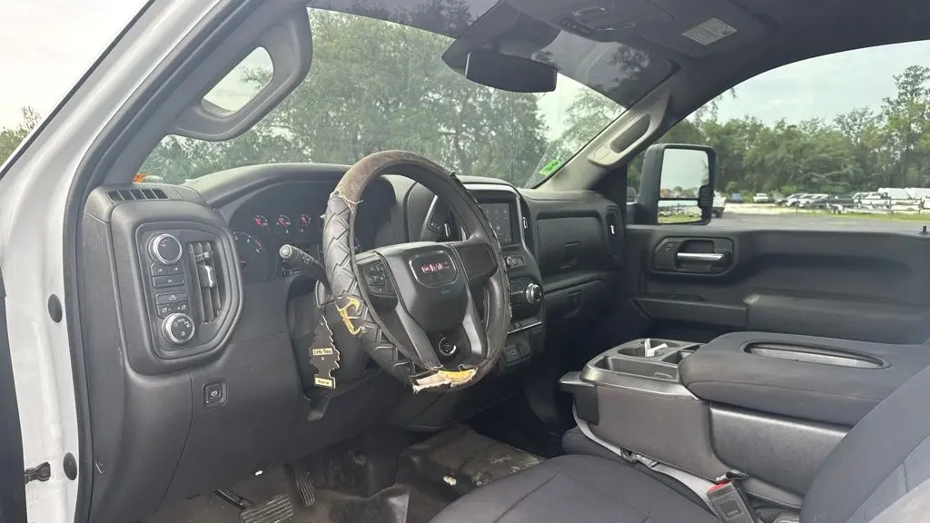 2024 GMC Sierra 3500HD CC Pro