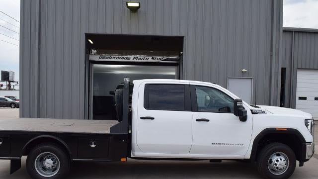 2024 GMC Sierra 3500HD CC Pro
