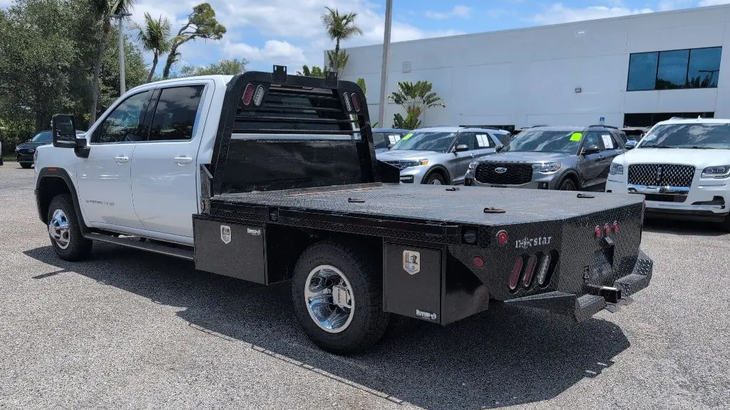 2024 GMC Sierra 3500HD CC SLE