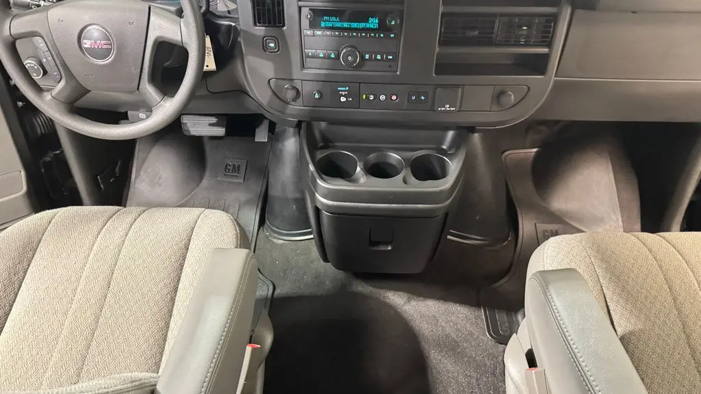 2025 GMC Savana LT 2500