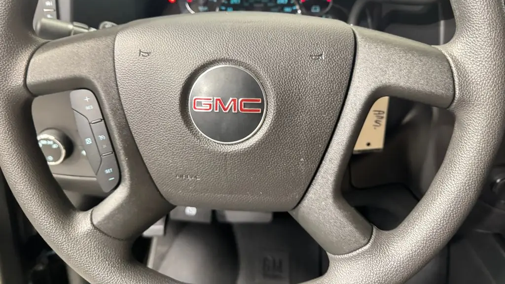 2025 GMC Savana LT 2500